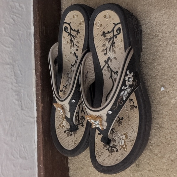 Gold Pigeon Shoes SIGNATURE Comfort Ergonomic Walking Flip Flops Y2K Butterfly - Picture 4 of 10